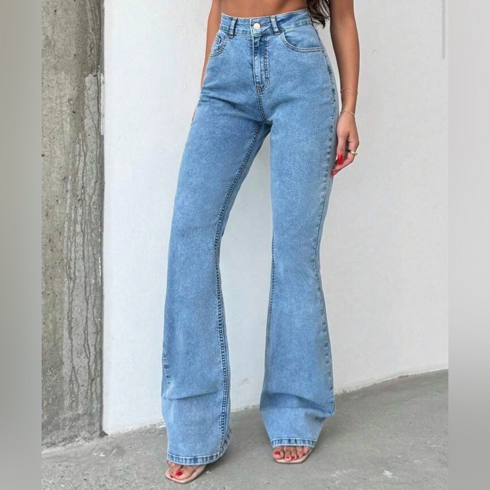 Women's Blue Flared Jeans - TALL  33” inseam cotton stretch Size 4